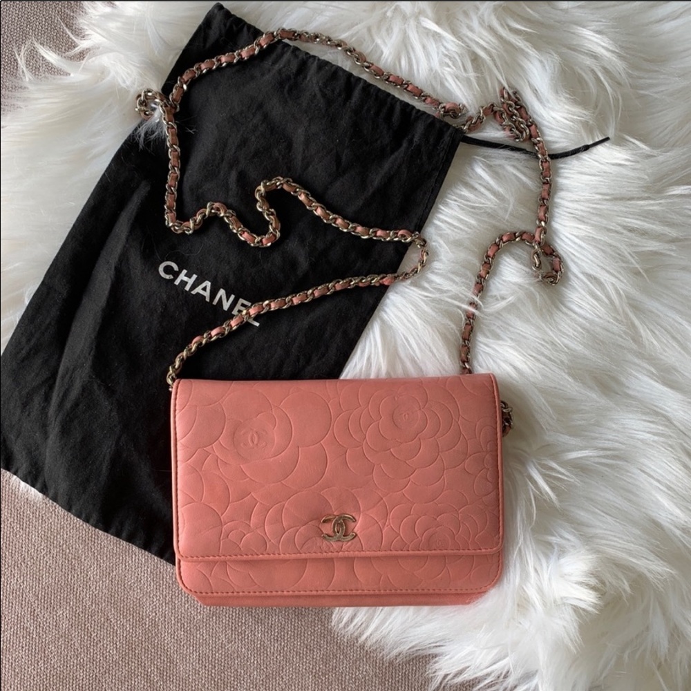Chanel rose ballerina camellia wallet on a chain